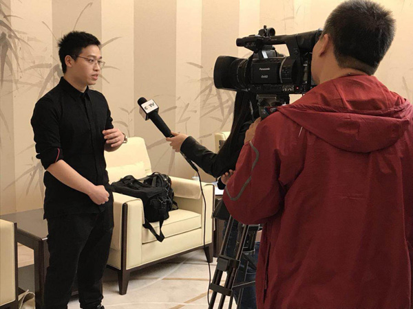 天蚕土豆亮相第四届中国数字阅读大会，开启全国巡回粉丝见面会