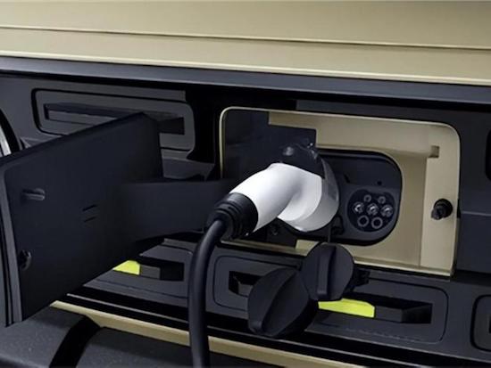 吉利熊猫骑士“绝对橙”版本跨年亮相_fororder_image004