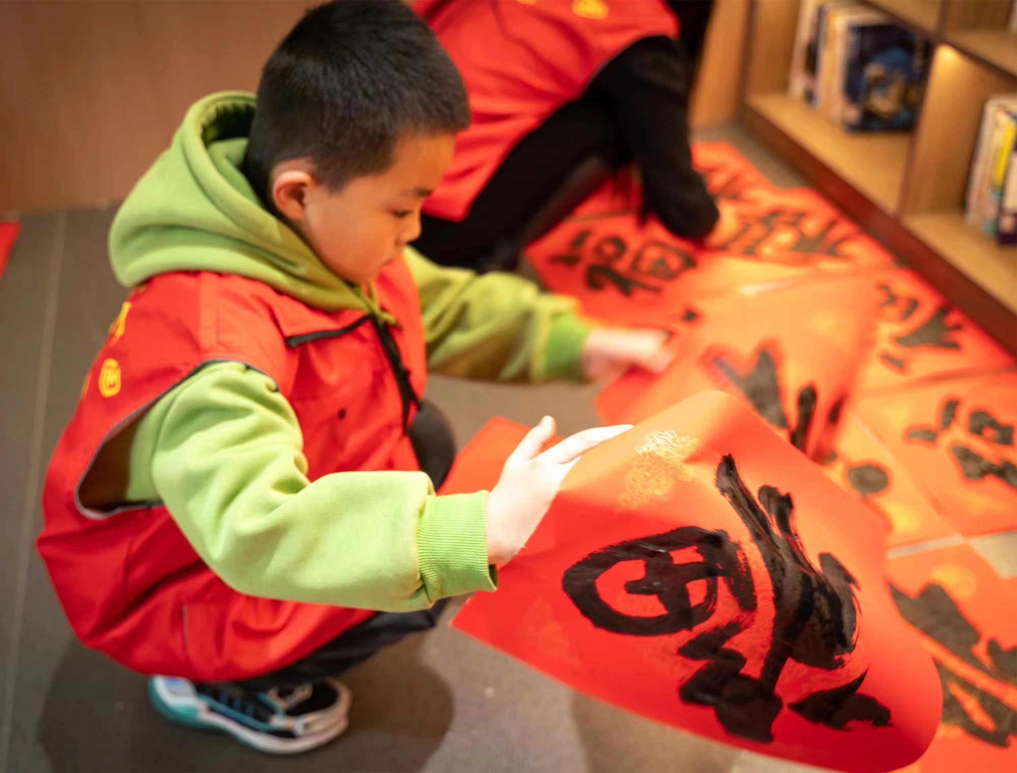 沧州渤海新区港城区举行2024年“民俗过大年”——“迎新春 写春联 送祝福”大型公益活动_fororder_微信图片_20240130152834