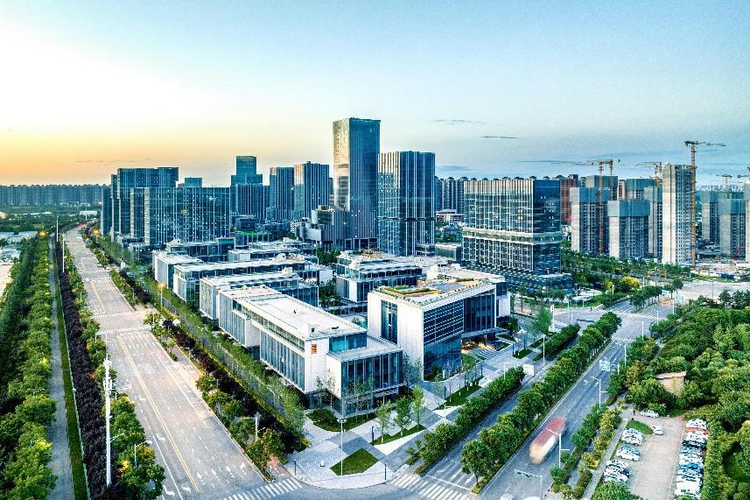 “雙中心”核心區建設一週年 西安高新區亮出“成績單”_fororder_圖片4