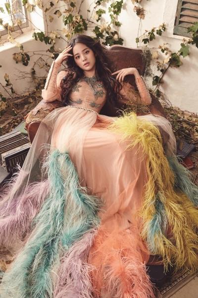 欧阳娜娜要25岁结婚：丈夫要像爸爸高又帅