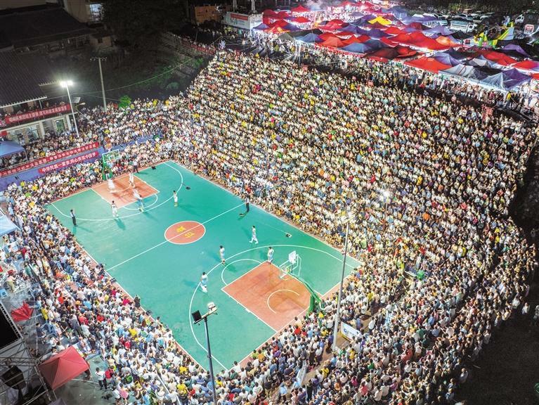 “一路”风光 “两村”火爆 “三千”魅力 “年年”精彩 黔东南文旅品牌引客来_fororder_黔东南2