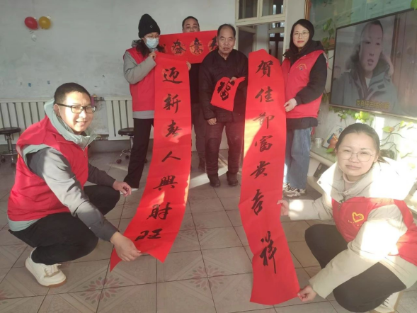 石家莊市鹿泉區：春聯送祝福 揮墨迎新春_fororder_石家莊市鹿泉區： 揮墨迎新春580
