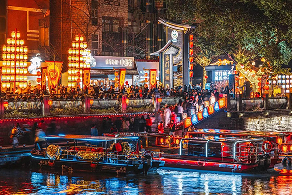 （转载）大运、科幻和“花花”……2023，成都“三城三都”的万千气象_fororder_未标题-13