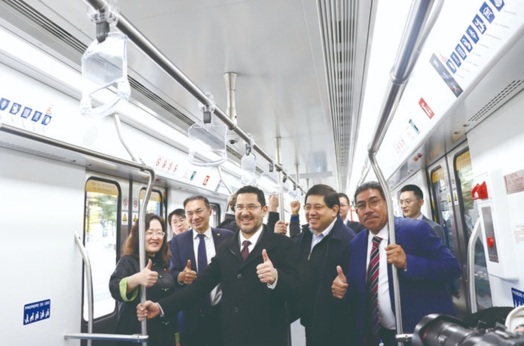 湖南“株洲造”輕軌列車在墨西哥城首開運營_fororder_22