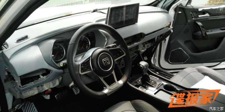 搭悬浮式大屏 众泰B11G内饰谍照曝光