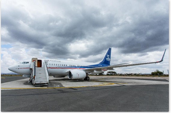 将公务机出行变成高雅艺术—华龙航空携手钢琴家Z Xavier举办私人飞机音乐会 将公务机出行变成高雅艺术—华龙航空携手钢琴家Z Xavier举办私人飞机音乐会