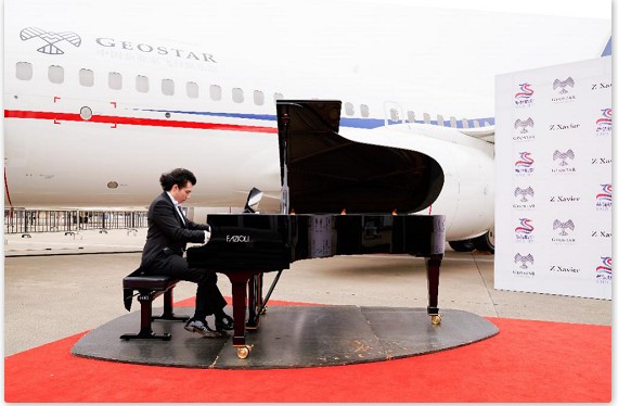 将公务机出行变成高雅艺术—华龙航空携手钢琴家Z Xavier举办私人飞机音乐会 将公务机出行变成高雅艺术—华龙航空携手钢琴家Z Xavier举办私人飞机音乐会