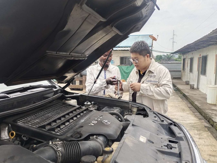 资讯有故事︱新春走基层 刚果（金）宗戈二期水电项目：“中国之光”点亮金沙萨夜空
