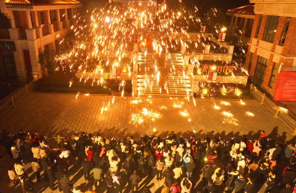 春节假期首日，湖南接待游客超1700万人次