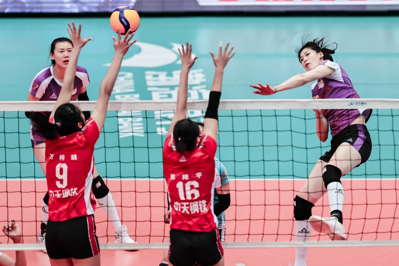天津渤海银行女排晋级排超决赛 向联赛十六冠发起冲击_fororder_图片3