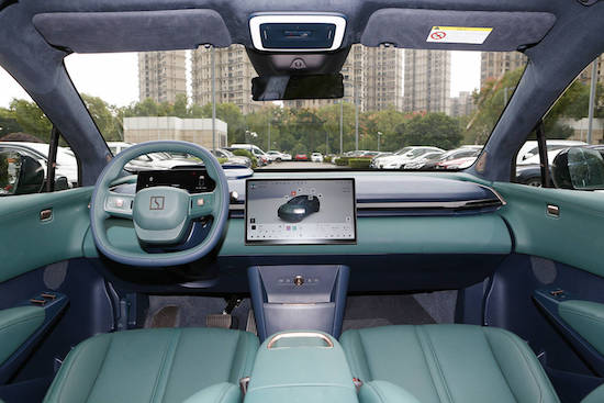 底盘及配置升级 2024款极氪X焕新登场_fororder_image003