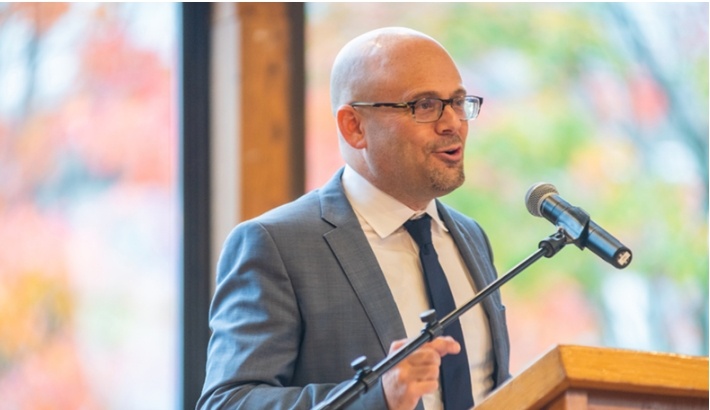 负债累累的北美或拖累全球经济