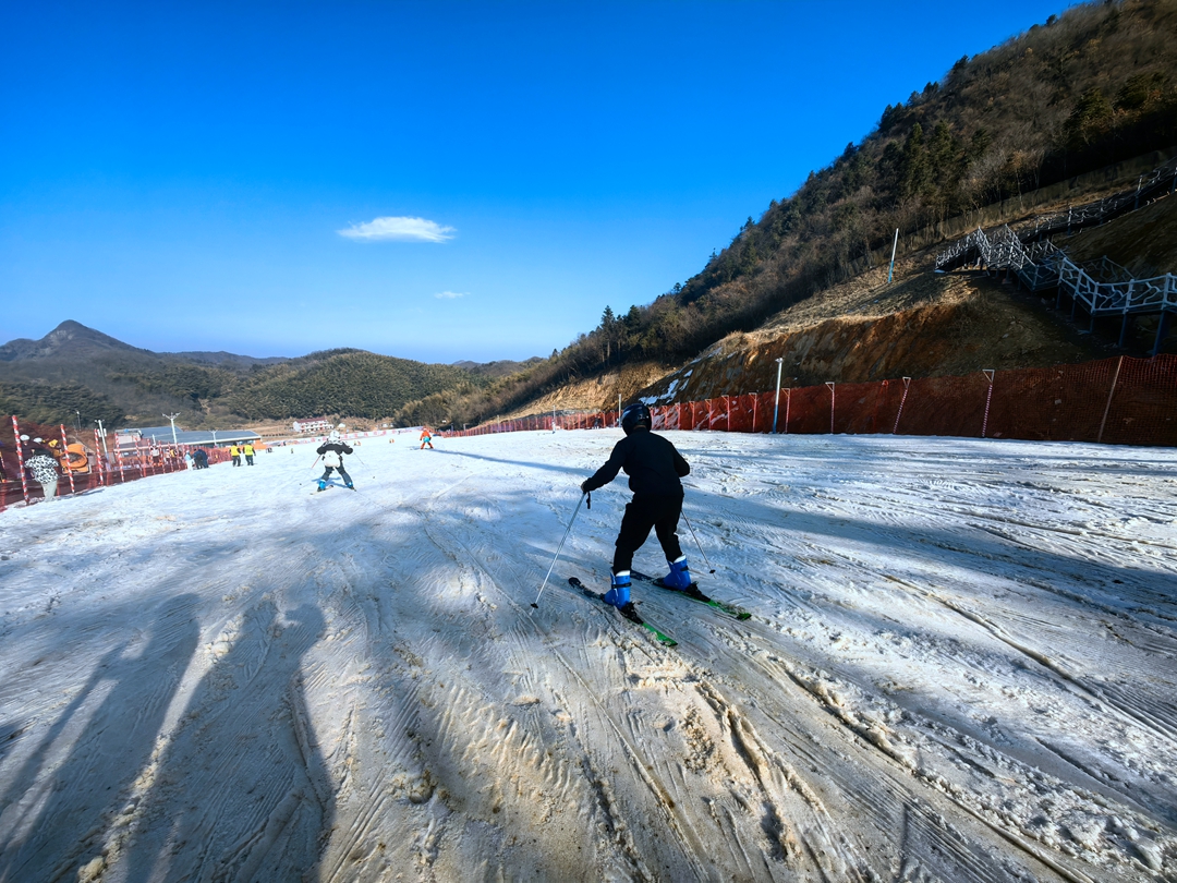 “欢乐冰雪 共创未来”第十届全国大众冰雪季暨2024安徽省快乐健身大众冰雪季活动正式启动_fororder_微信图片_20240112131613