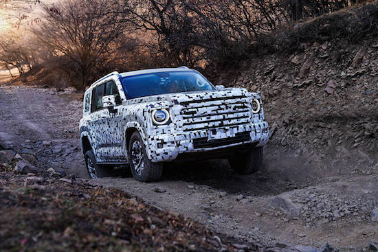 越野性能相当出色 全新哈弗H9谍照_fororder_image001