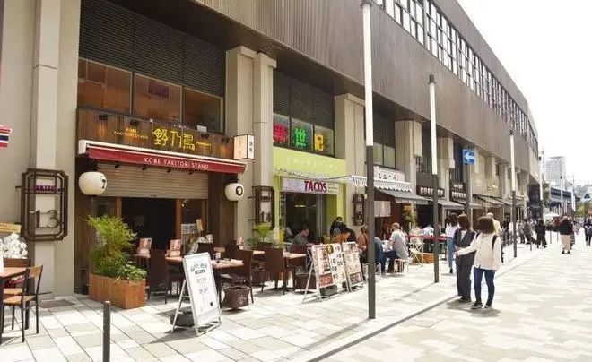 从废弃桥下空间到网红打卡地，这个国家做对了什么？