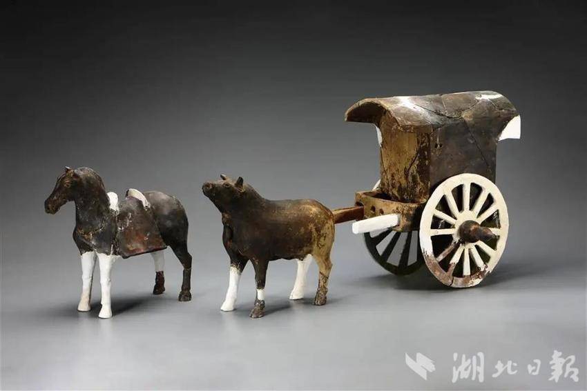 湖北首次发现！“高山流水”南朝画像砖现身襄阳