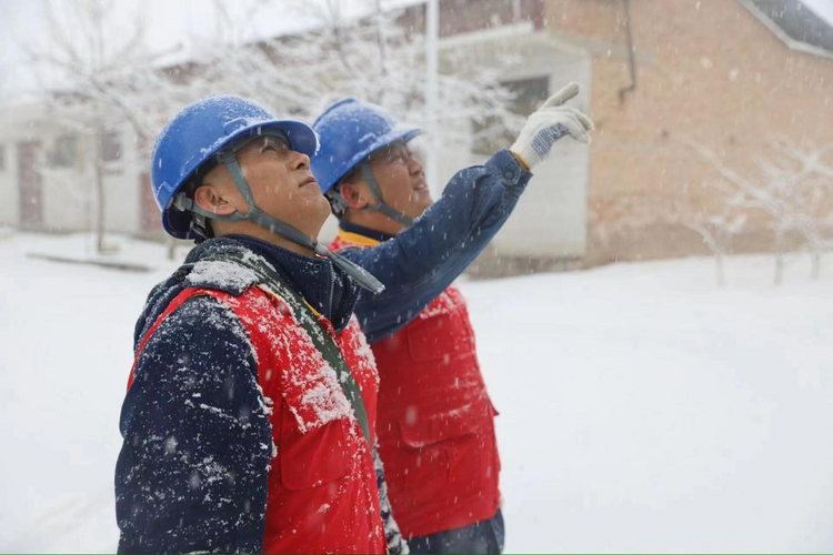 国网渭南供电公司：以雪为“令” 保供有“方”_fororder_图片3