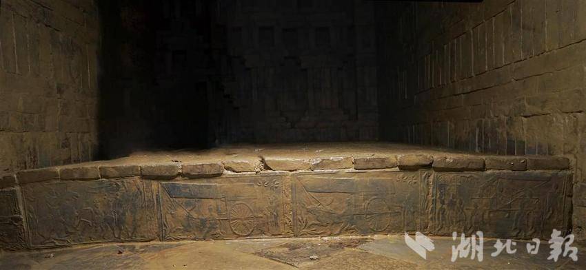 湖北首次发现！“高山流水”南朝画像砖现身襄阳