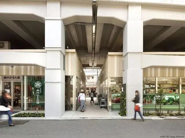 从废弃桥下空间到网红打卡地，这个国家做对了什么？