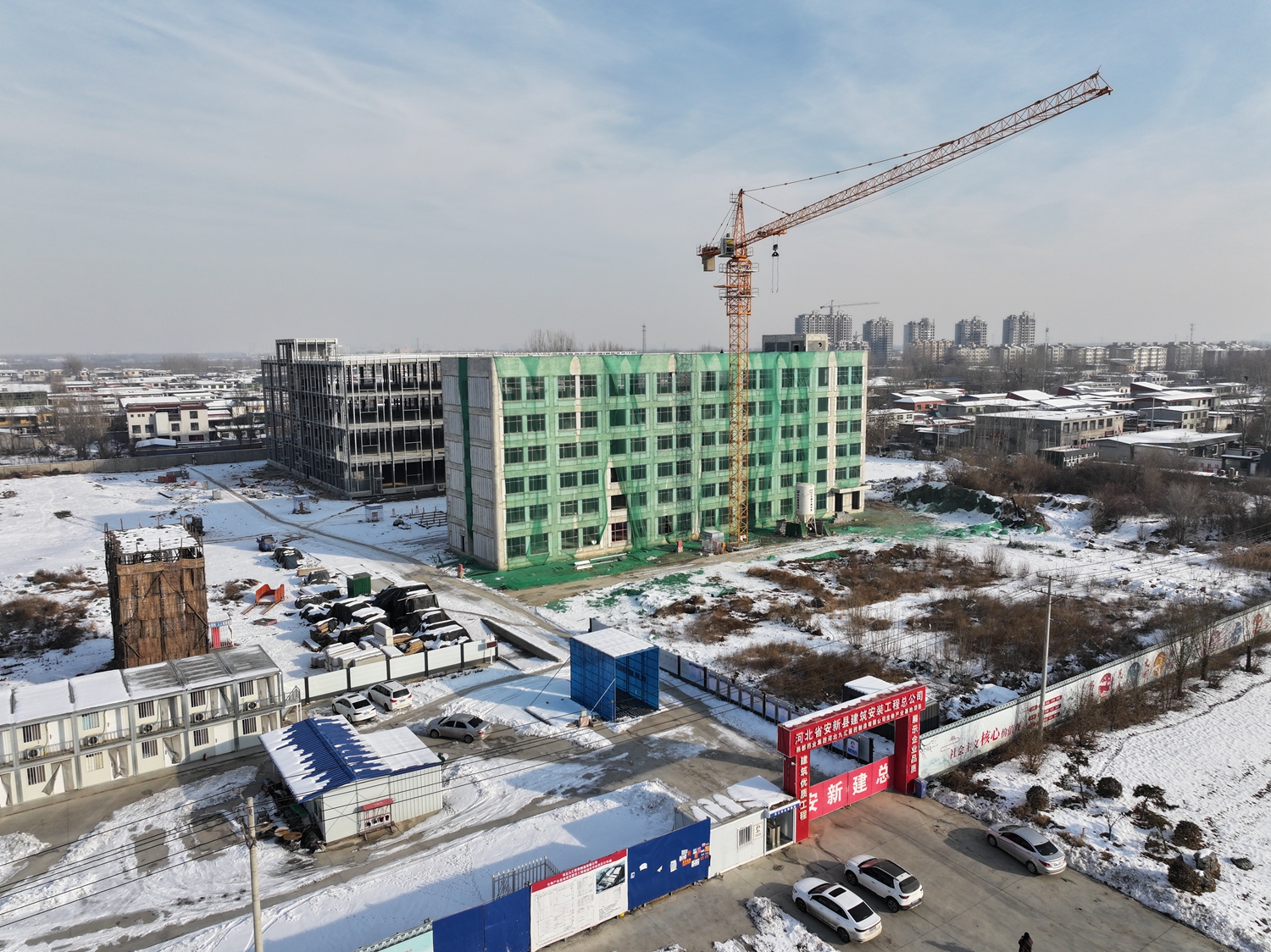 保定市满城区：瞄准“经济线” 项目建设有力推进_fororder_满城区项目建设现场施工有序进行中 摄影 薛双双