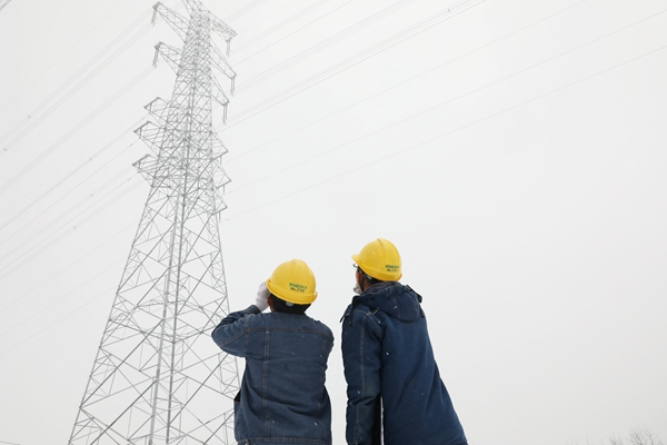 國網西鹹新區供電公司：多專業迅速行動 積極應對雨雪寒潮天氣_fororder_圖片1