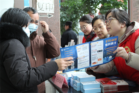 常州天寧區司法局開展“農民工學法活動周”法治宣傳活動_fororder_圖片2