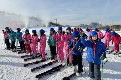 石家庄市长安区：冰雪嘉年华特色活动深化体教融合_fororder_石家庄市长安区：冰雪嘉年华特色活动深化体教融合402