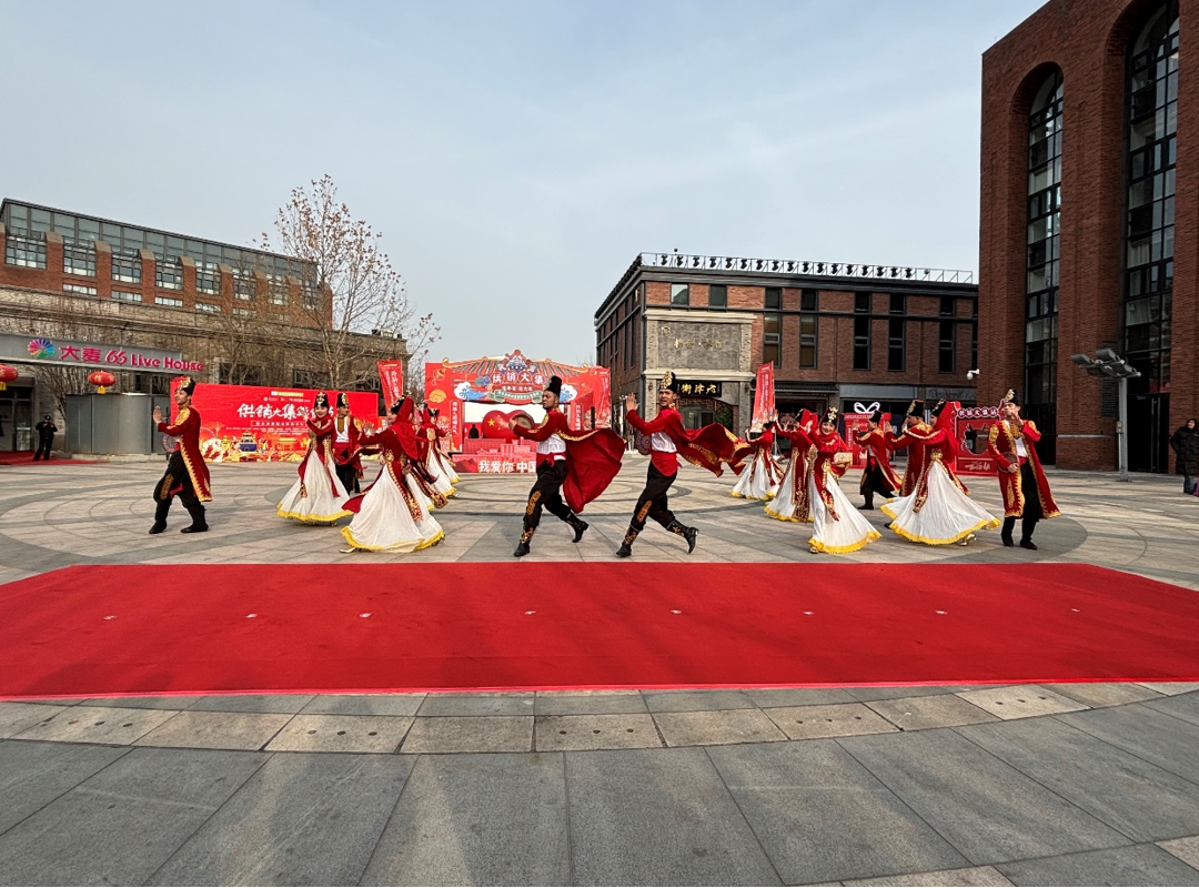 津疆好礼添彩新春市场 和田优品年货节启动_fororder_3