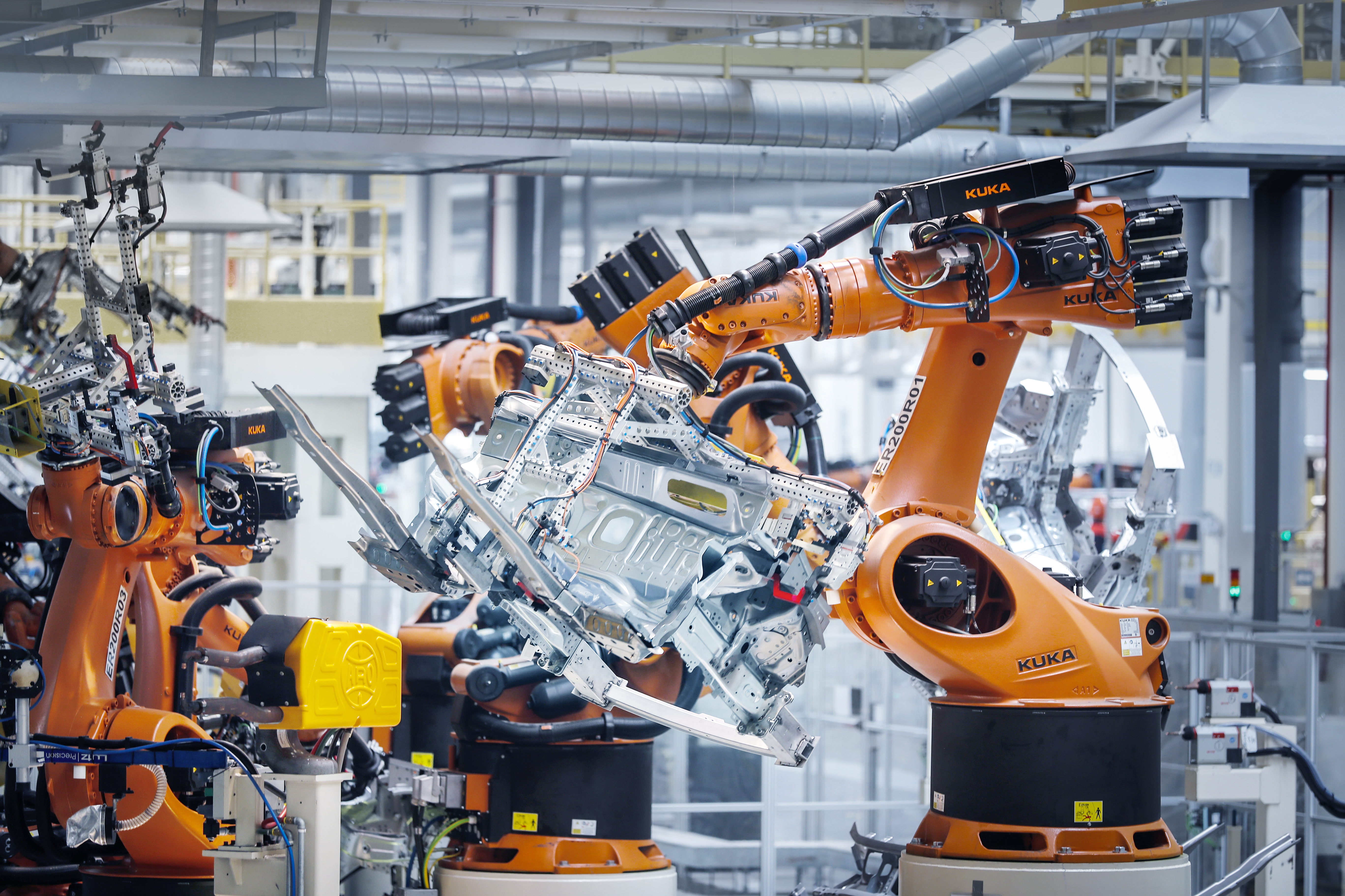 弯道超车：中国新能源汽车产业的“宁波担当”_fororder_18