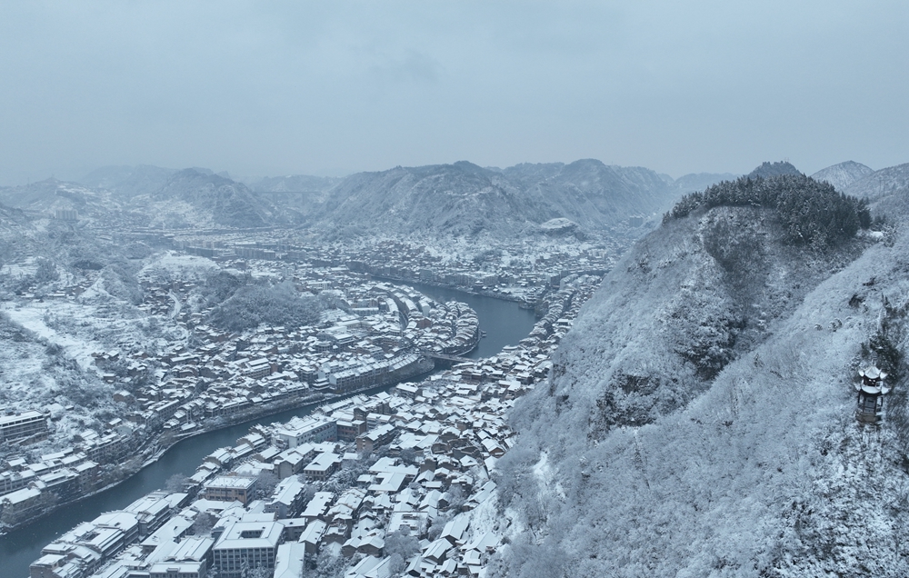 贵州镇远迎2024年初雪 古城银装素裹美如画_fororder_微信图片_20240122131824