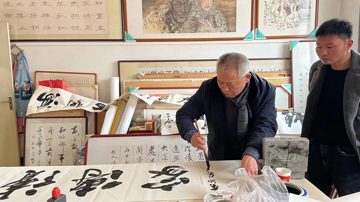 图片默认标题_fororder_文化名家现场挥毫泼墨 摄影 苑建军