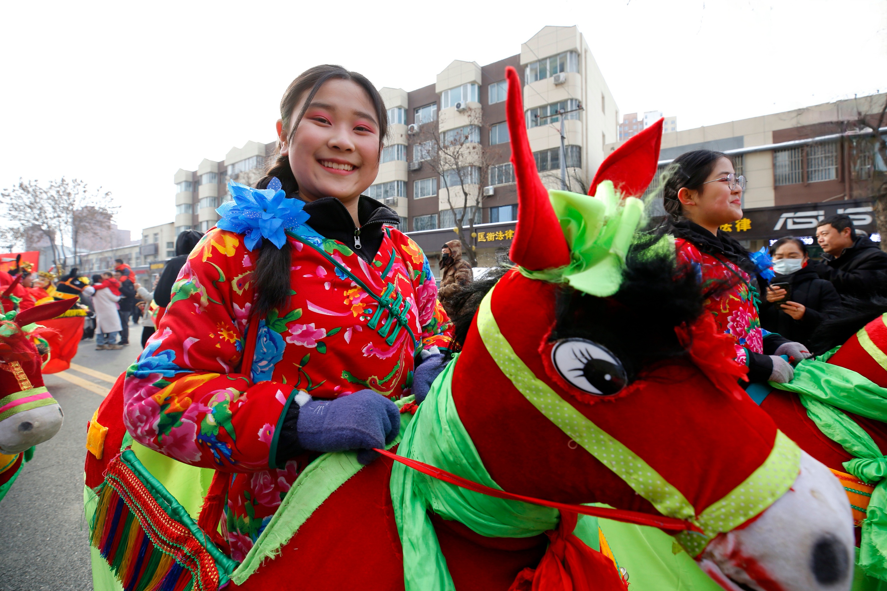 图片默认标题_fororder_保定市满城区花会进城跑驴表演 摄影 田素然