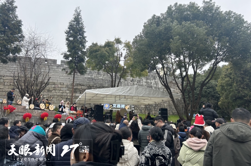 贵州省多地推出文旅大餐吸引游客纷至沓来