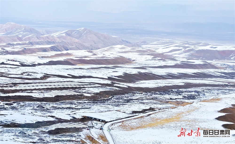 祁連山民樂段：群山巍峨雲霧繚繞 春雪著墨宛若畫卷_fororder_10