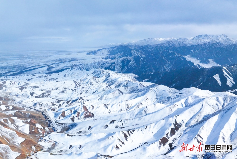 祁連山民樂段：群山巍峨雲霧繚繞 春雪著墨宛若畫卷_fororder_11