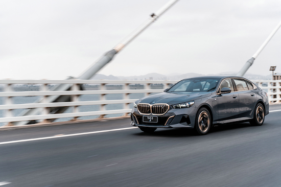 以人机共驾、纯粹驾趣引领智能豪华出行新体验 全新BMW 5系珠海全栈式动态体验之旅_fororder_03.创新纯电动BMW i5