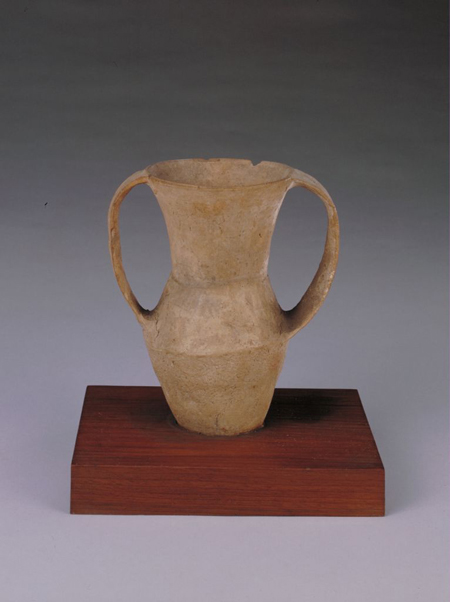 新石器时代陶卧足杯图片