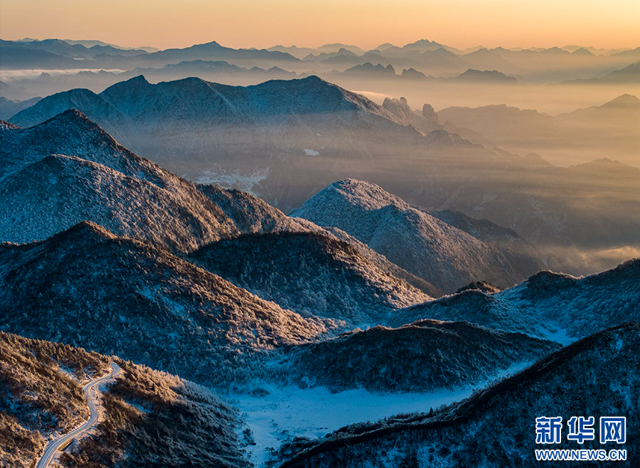 重庆红池坝：“中国式”浪漫雪景
