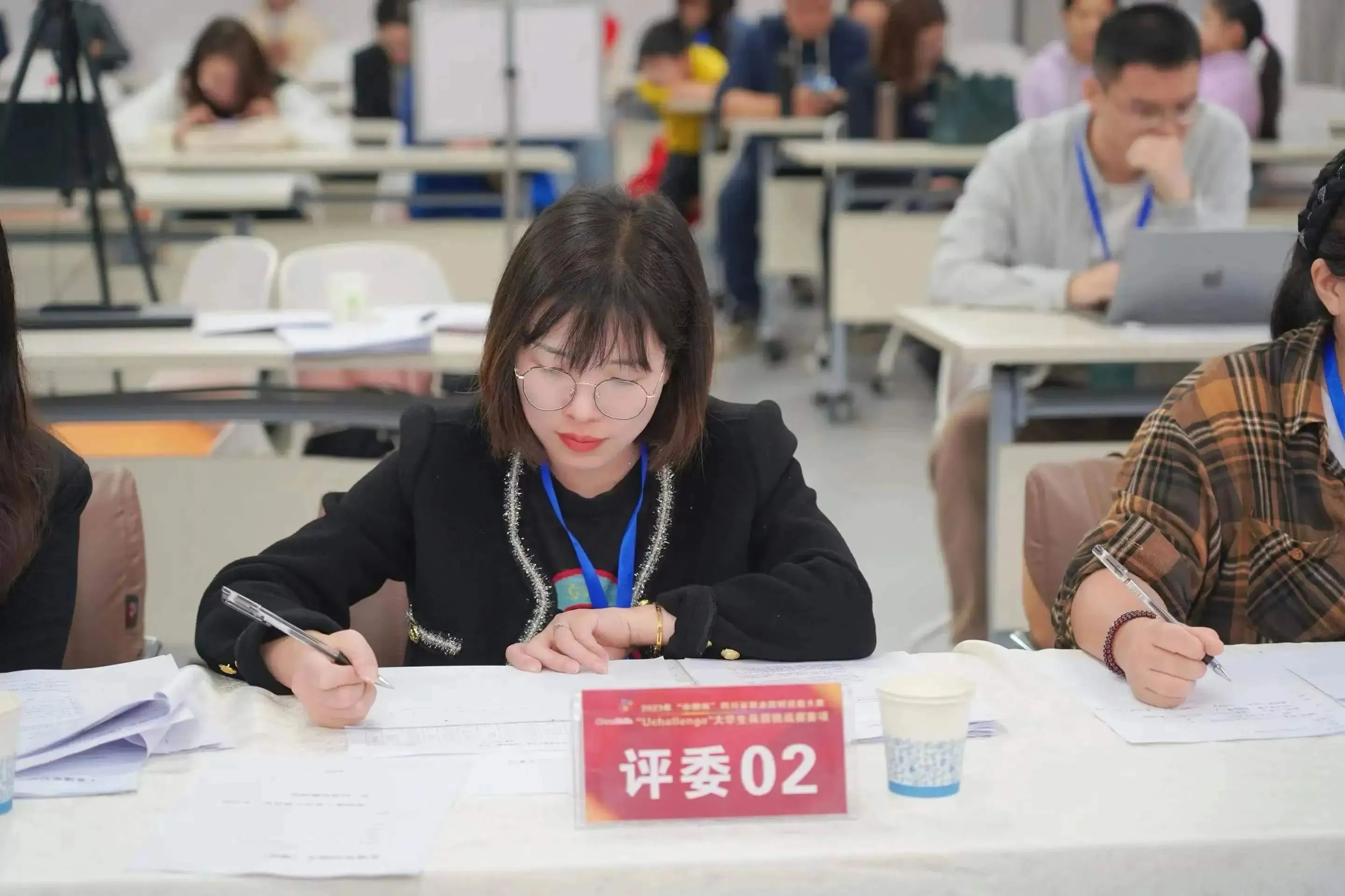 四川文化传媒职业学院优秀教师邓竹：十年磨剑终成锋，一朝破竹势如虹_fororder_4