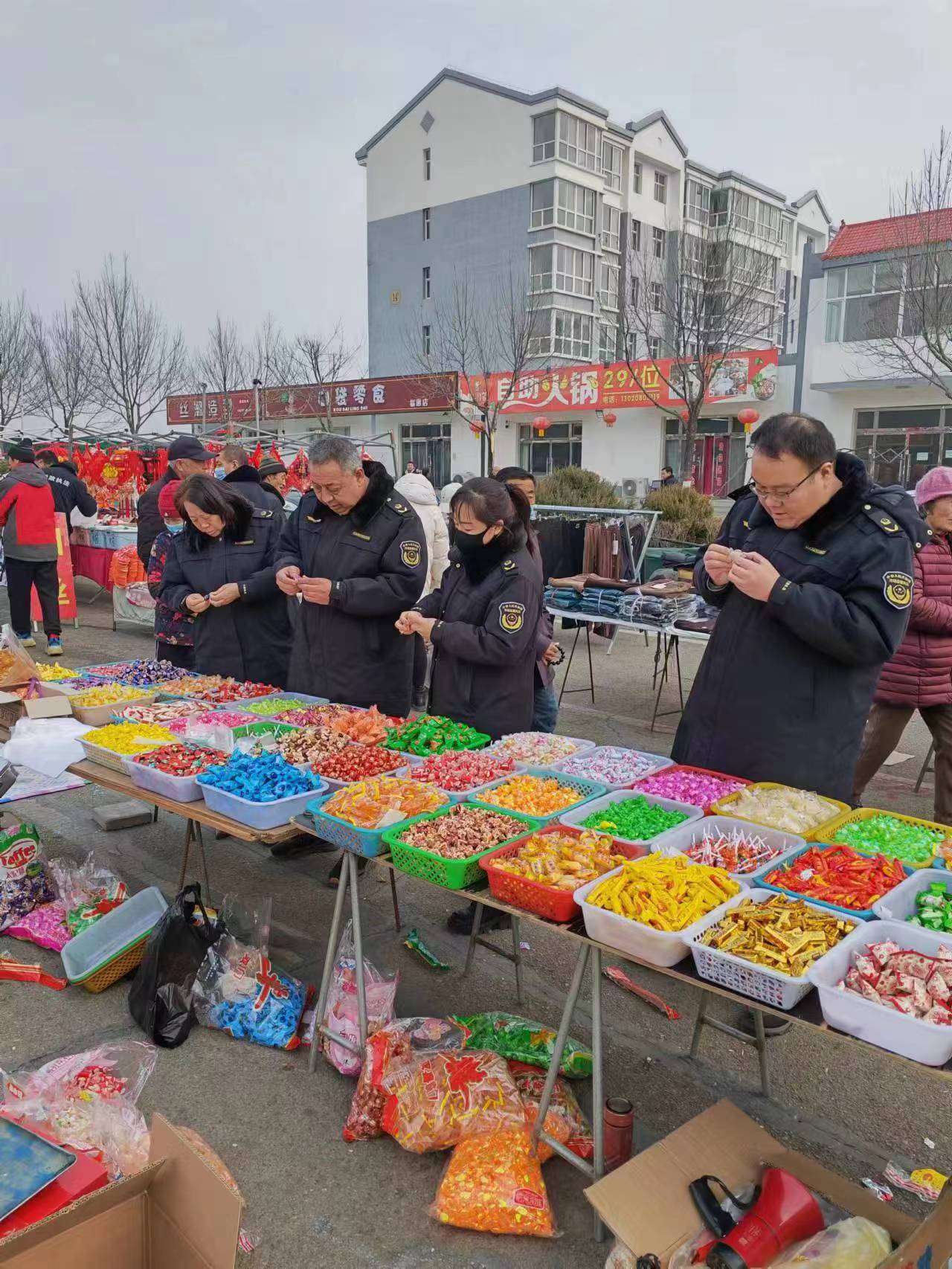 河北涞源：节前食品安全检查 守护群众“舌尖上的安全_fororder_2