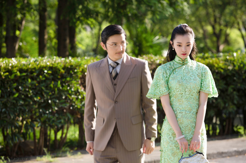 组图：宋轶旗袍诠释民国风雅 素净柔美尽显风情