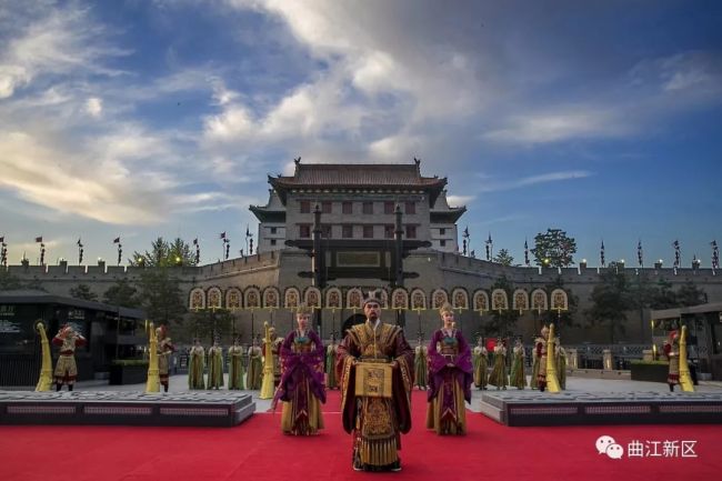 【三秦大地 西安】《天下长安》全球点映 众多大咖齐聚西安城墙