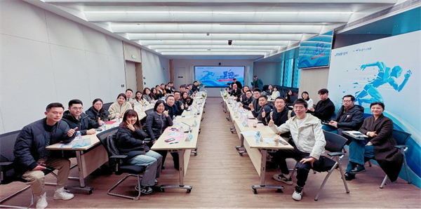 重庆：17家开发商齐聚 共探房地产销售新模式_fororder_图片4
