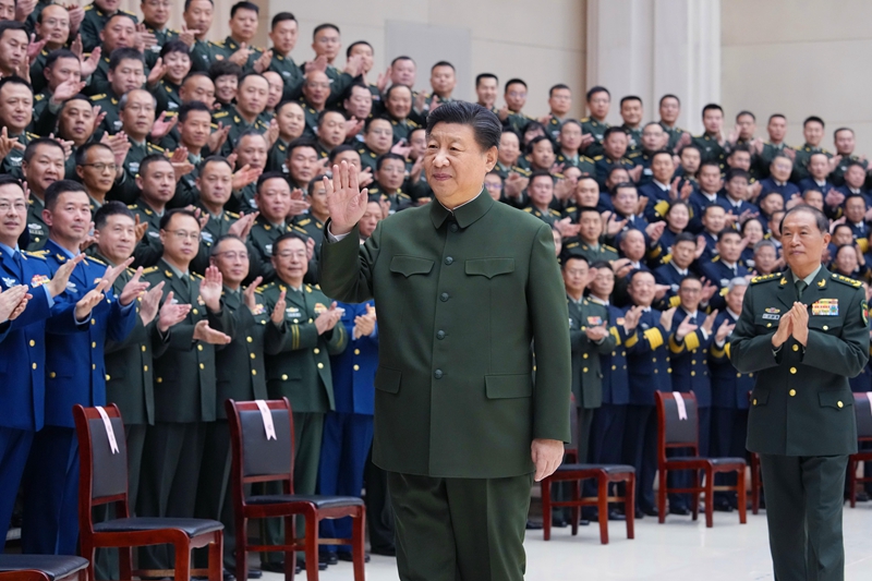 习近平春节前夕视察慰问驻天津部队 向全体人民解放军指战员武警部队