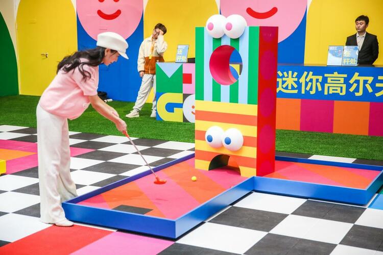 色彩魔术师“CK兄弟”的《请勿见外》大展来了 北京时代美术馆秒变奇幻乐园_fororder_wps_doc_6