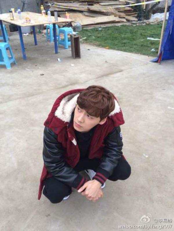 传杨幂撮合李易峰唐嫣 李易峰唐嫣公开穿情侣装