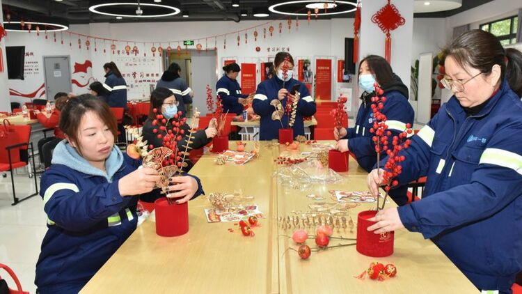 党群阵地年味浓 上海静安区开展新业态新就业群体迎新春活动