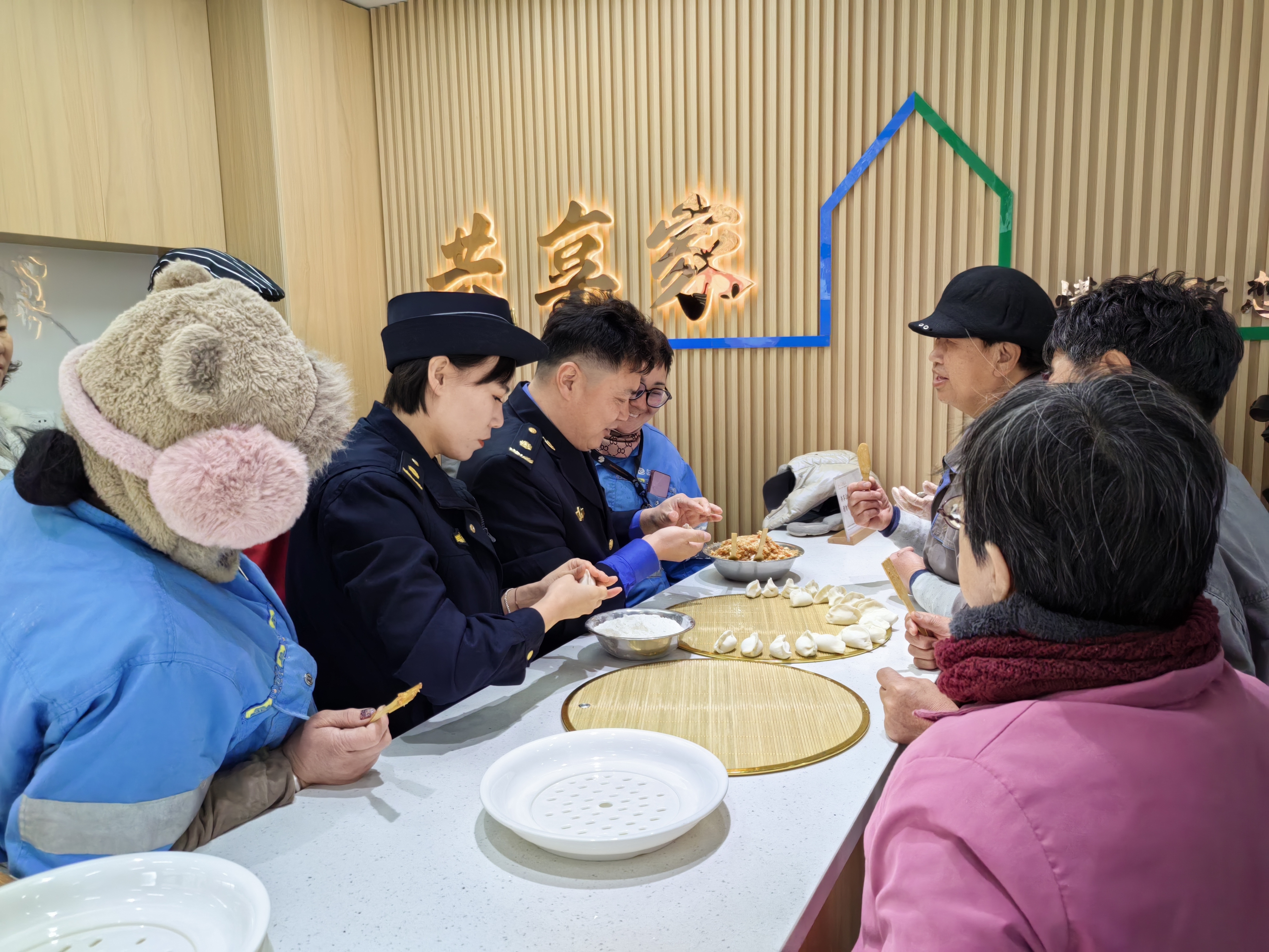 图片默认标题_fororder_图为现场活动照片3 马妍睿摄