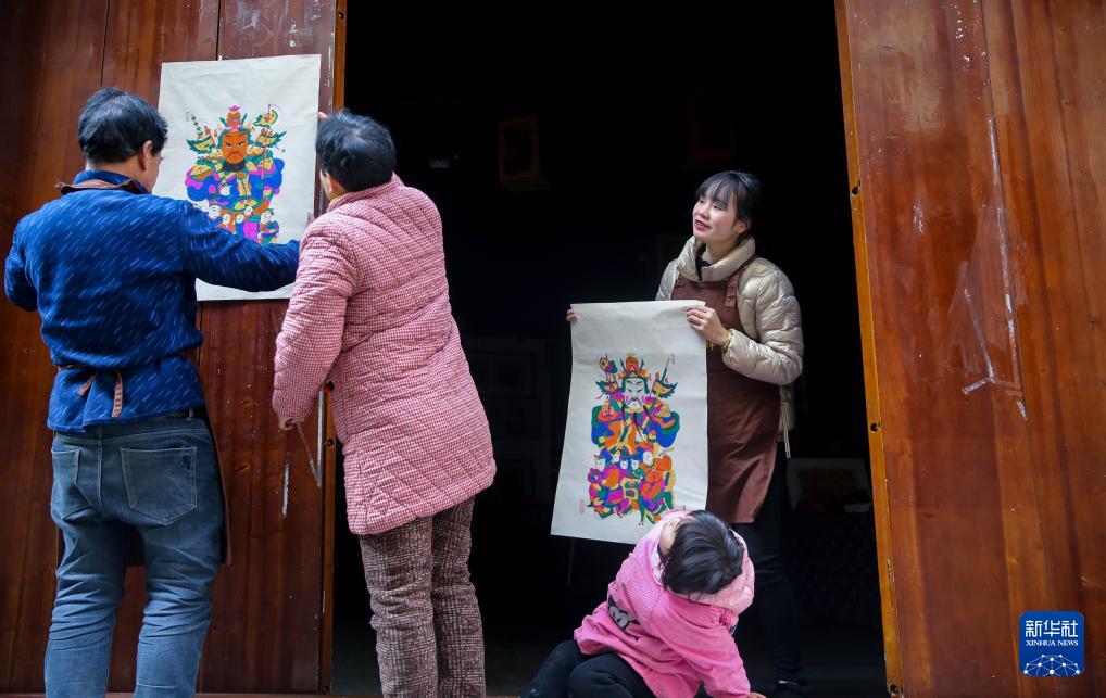 湖南隆回：印制传统年画迎新春_fororder_55